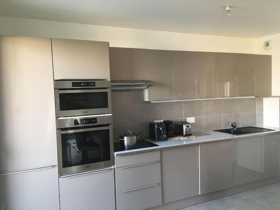 Appartement 87 M2 - 3 Chambres - 6 Personnes - Proche Paris - Parking Gratuit Asnières Dış mekan fotoğraf